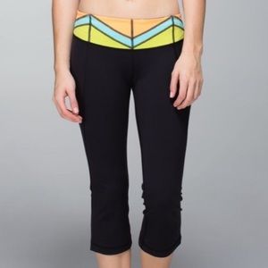 Lululemon Gather & Crow Crop Leggings
